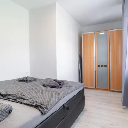 Apartment Karadzicova *