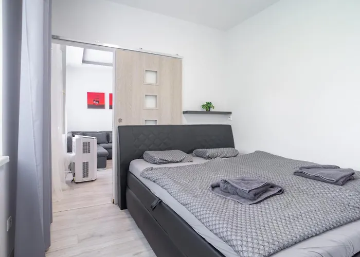 Karadzicova Bratislava